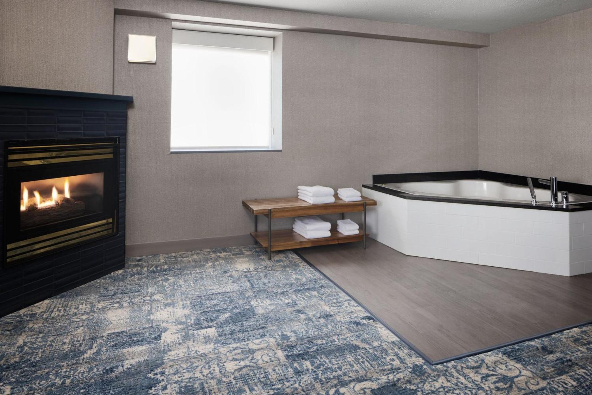 Four Points By Sheraton Edmonton South Εξωτερικό φωτογραφία