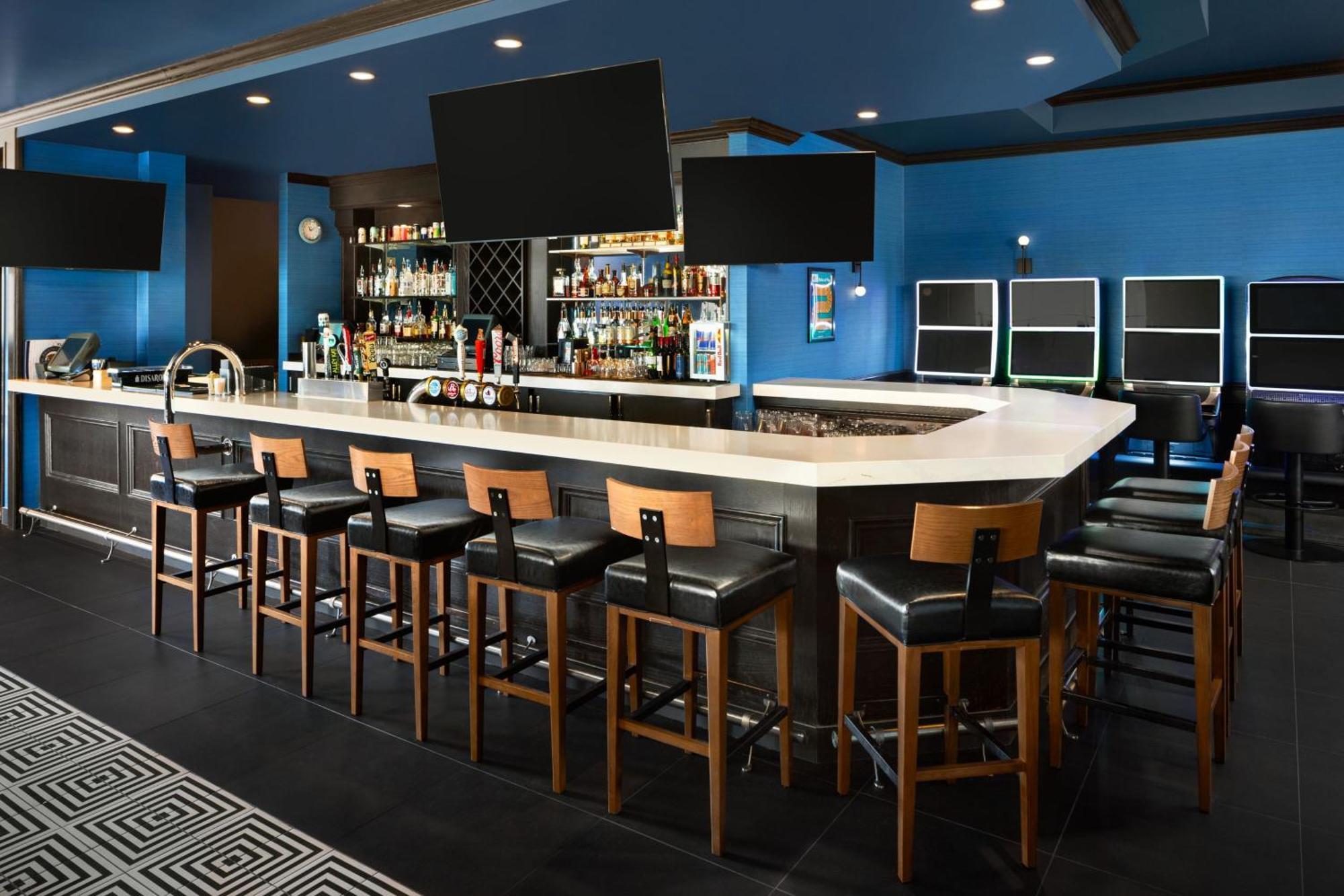 Four Points By Sheraton Edmonton South Εξωτερικό φωτογραφία