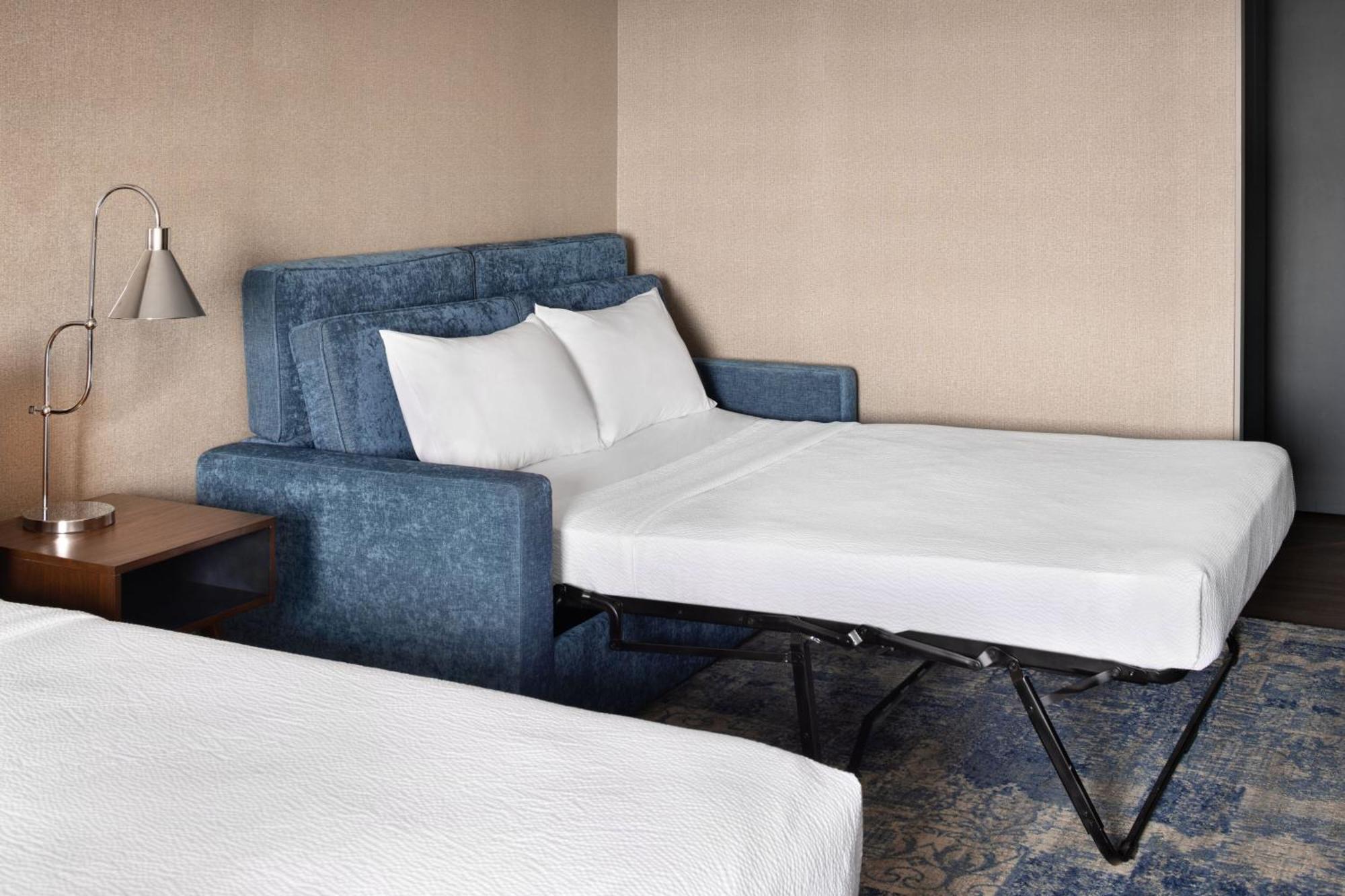 Four Points By Sheraton Edmonton South Εξωτερικό φωτογραφία